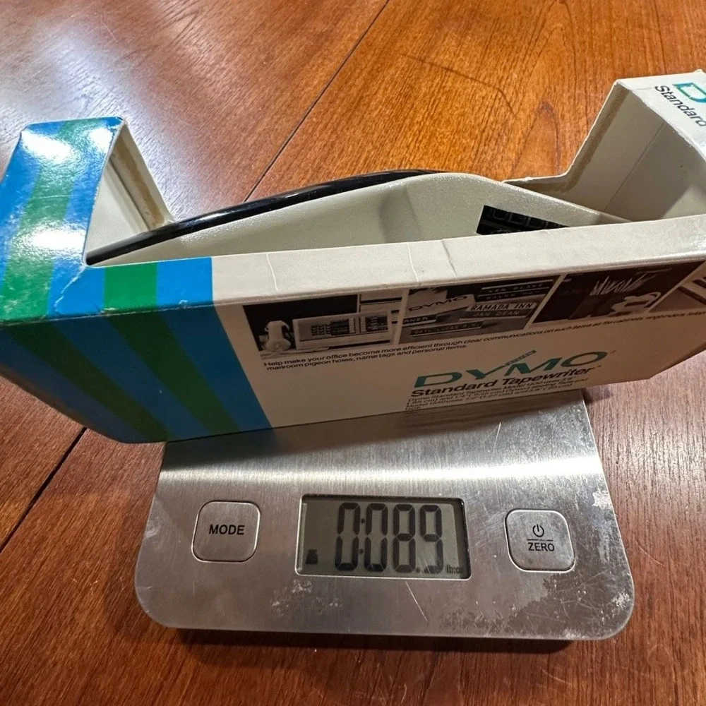 Dymo 1530 Tapewriter Label Maker Vintage Retro Office MCM‎ Embossing Tool Boxed
